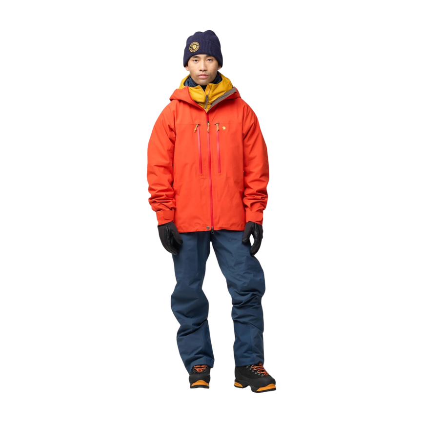 bergtagen_gtx_pro_jacket_m_12500156-214_f_model_0723.png