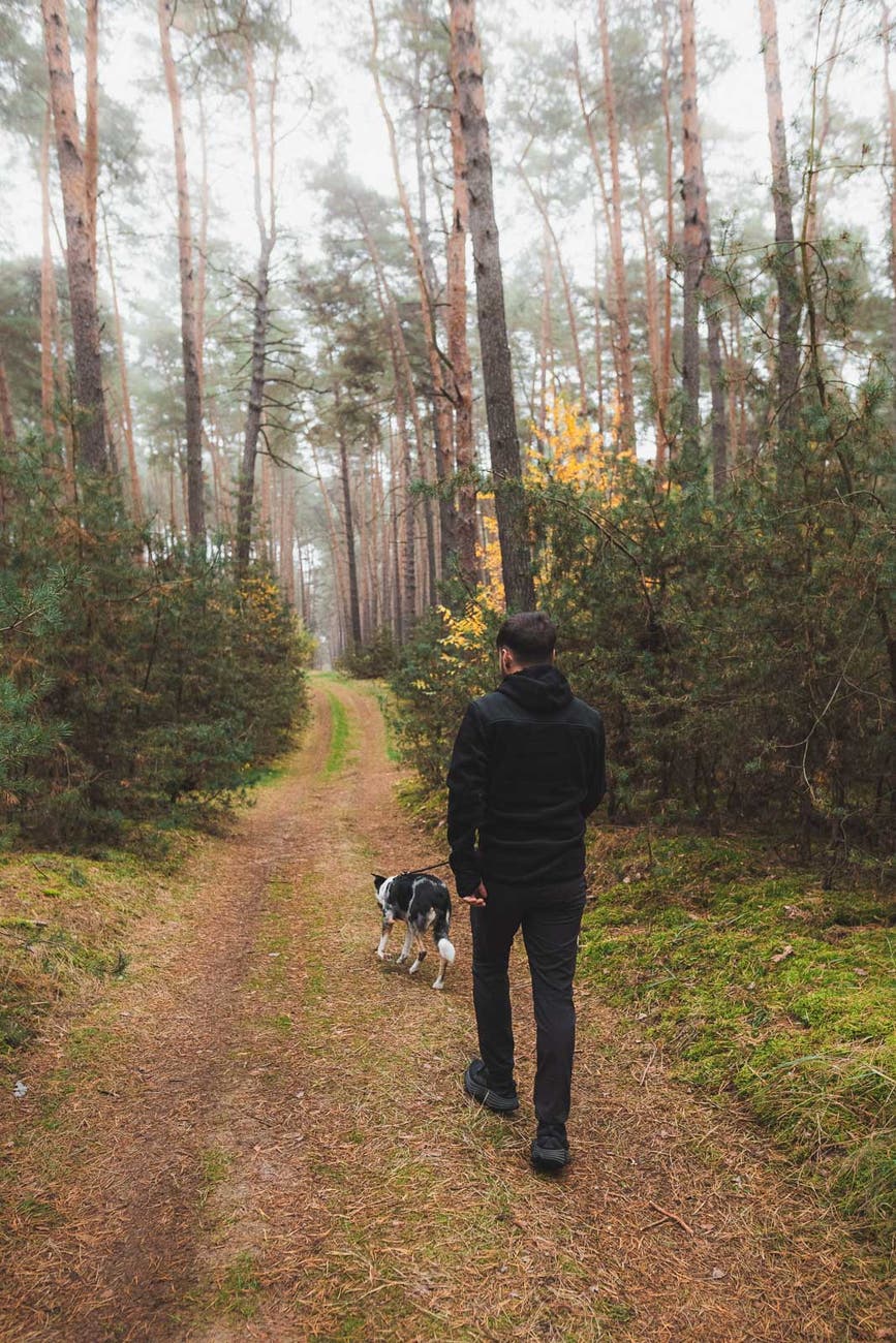 trail_fleece_mens_setting_2.jpg