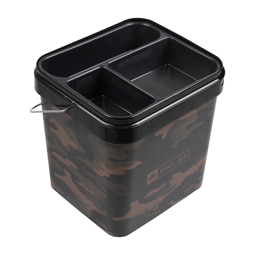 amc-062-in_03.png