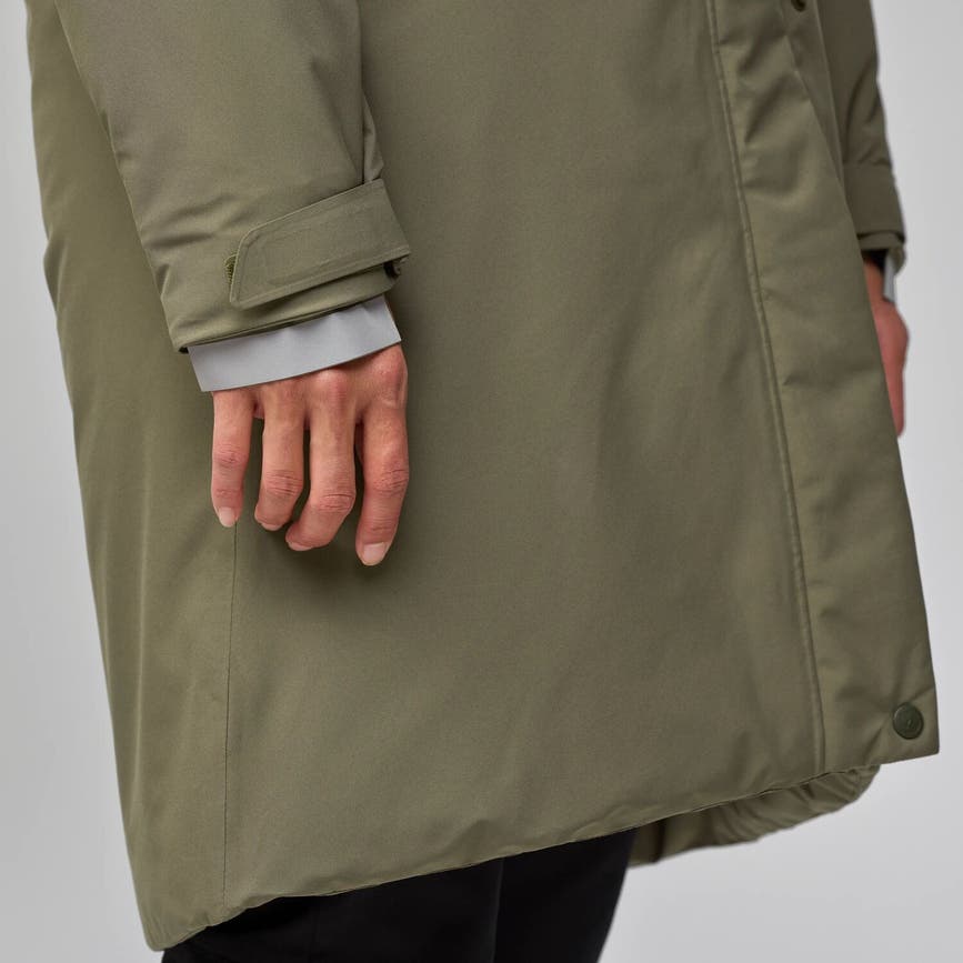 hc_hydratic_padded_parka_w_14500171-625_m_model_1238.jpg