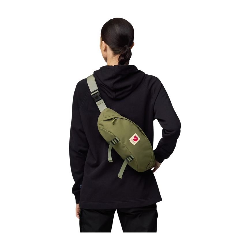 ulvo_hip_pack_23166-620_c_model_fjr.png