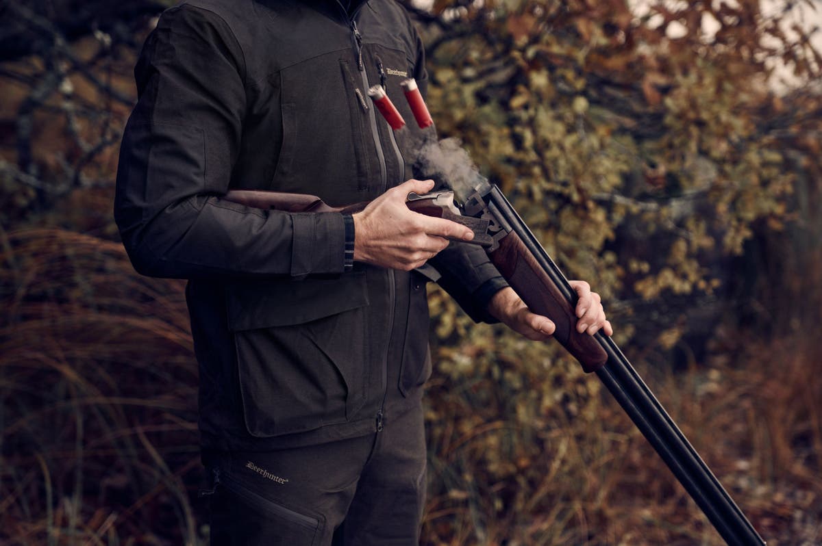 tion_hagel_deerhunter.jpg