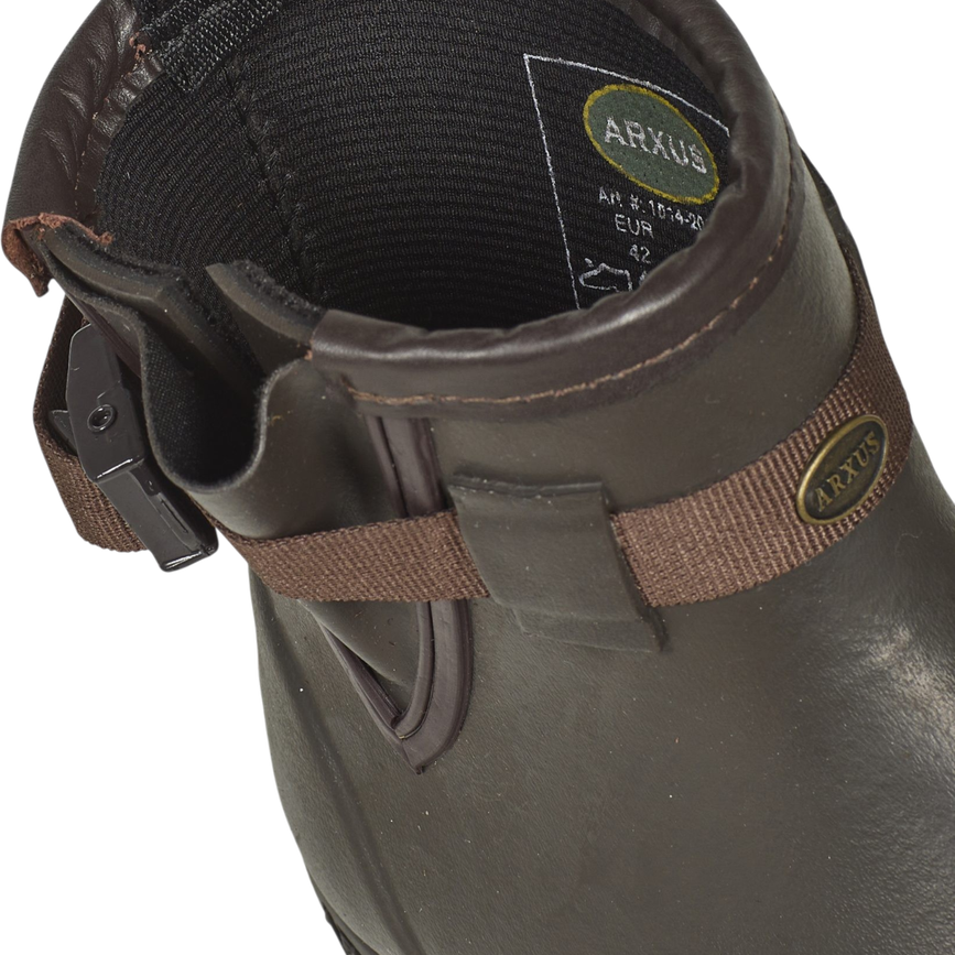 2024-06-200007_brown_5-scaled.png