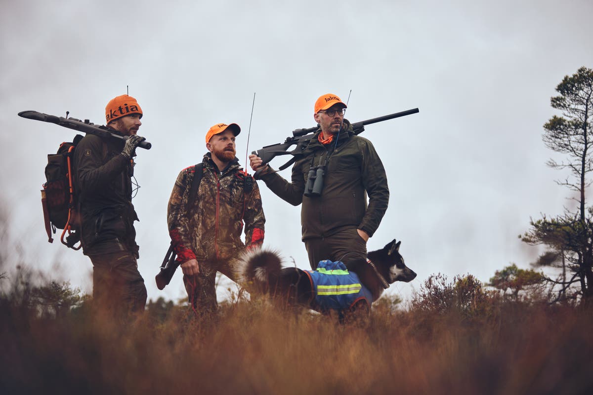 3500px_PINEWOOD_RETRIVIER_ACTIVE___HÄRKILA_MOOSEHUNTER_2.0___DEERHUNTER___BLASER_R8_ULTIMATE_SILENCER___SAKO_85_CARBONWOLF___BOETT_GPSVÄST___SWAROVSKI_EL_RANGE.jpg
