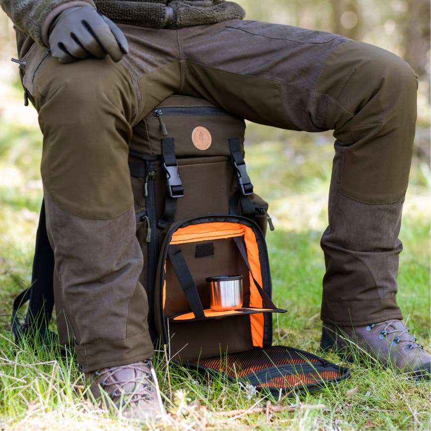 1910-241-40_Pinewood-Backpack-Wildmark_Suede-Brown.jpg