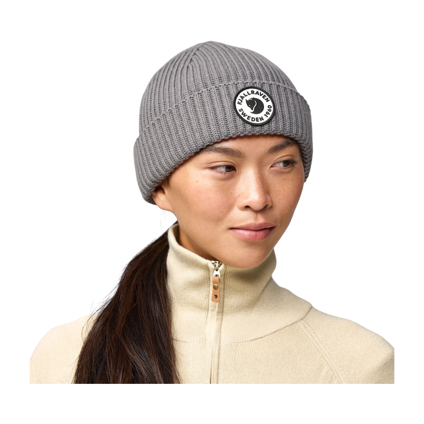 1960_lite_logo_hat_13100234-020_g_model_1290.png
