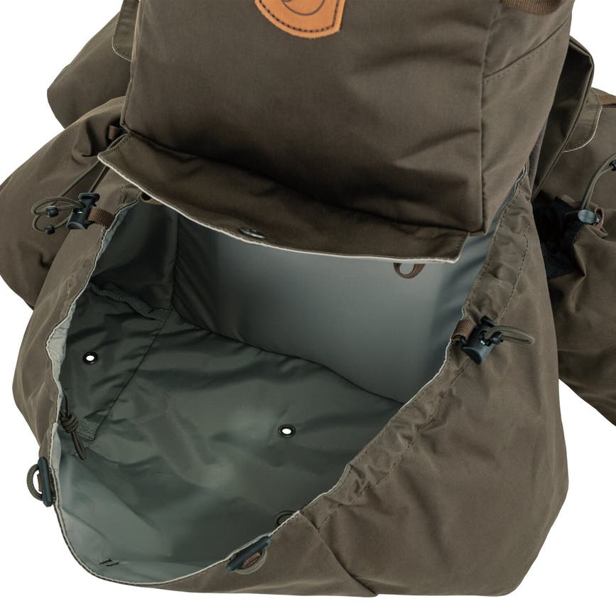 lappland_vest_pack_23200279-633_h_detail_fjr.jpg