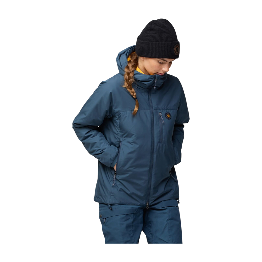 bergtagen_60_insulation_jkt_w_14500158-570-161_h_model_1073.png