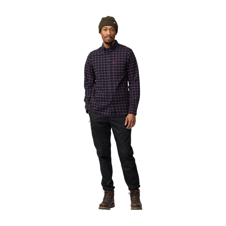 ovik_flannel_shirt_m_82979-555_c_model_1203.png