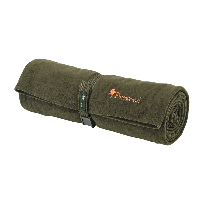 media-originalimage-556431-0000-9108-114-02_pinewood-fleece-comfy.png