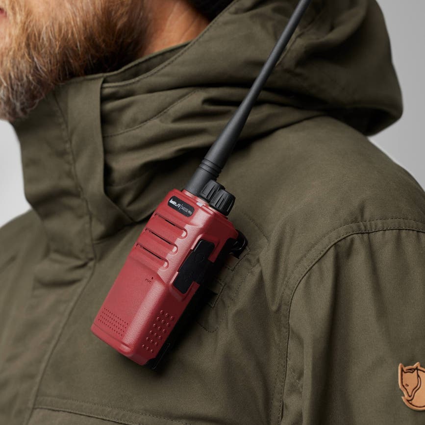 drev_hybrid_jacket_m_12500149-633_i_model_fjr.jpg