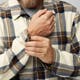 singi_flannel_overshirt_m_12600226-113-555_g_model_fjr.jpg