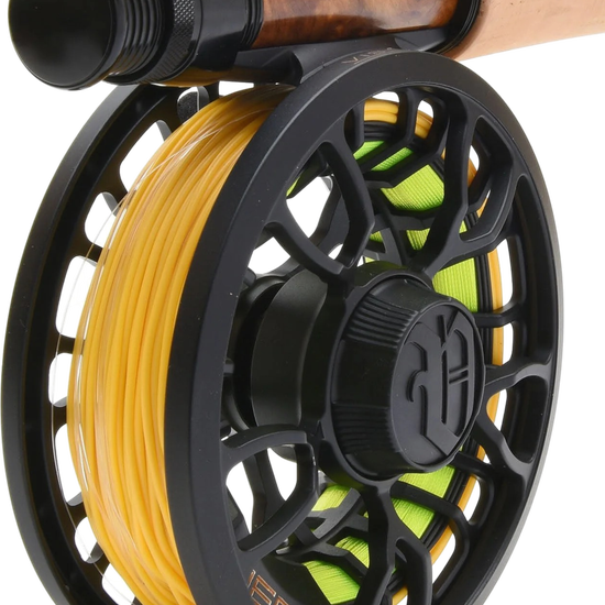 helmioutfit_1_1028f1f4-4faf-475e-8b61-1e2b105d9b4e.png