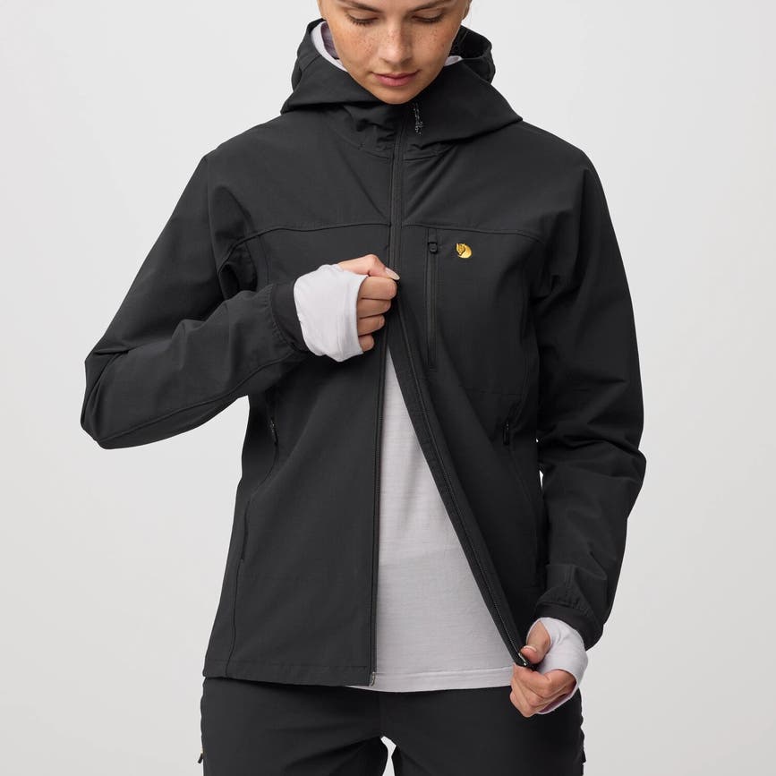 bergtagen_stretch_jacket_w_14500162-550_i_model_0699.jpg