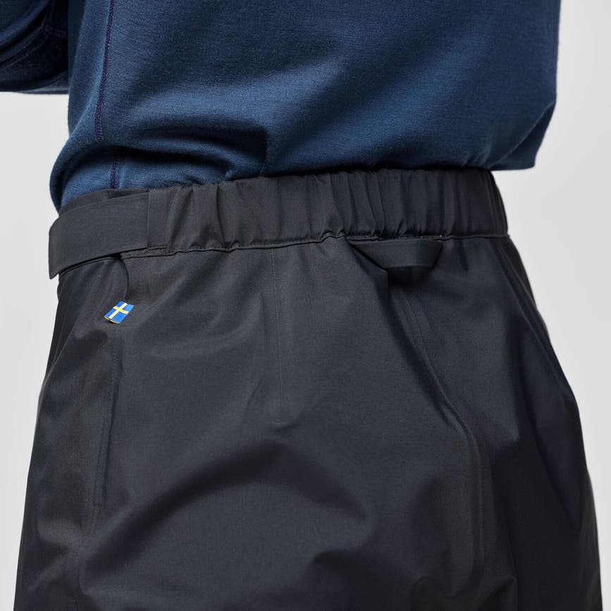 keb_gtx_trousers_w_14200209-550_f_model_0338.jpg