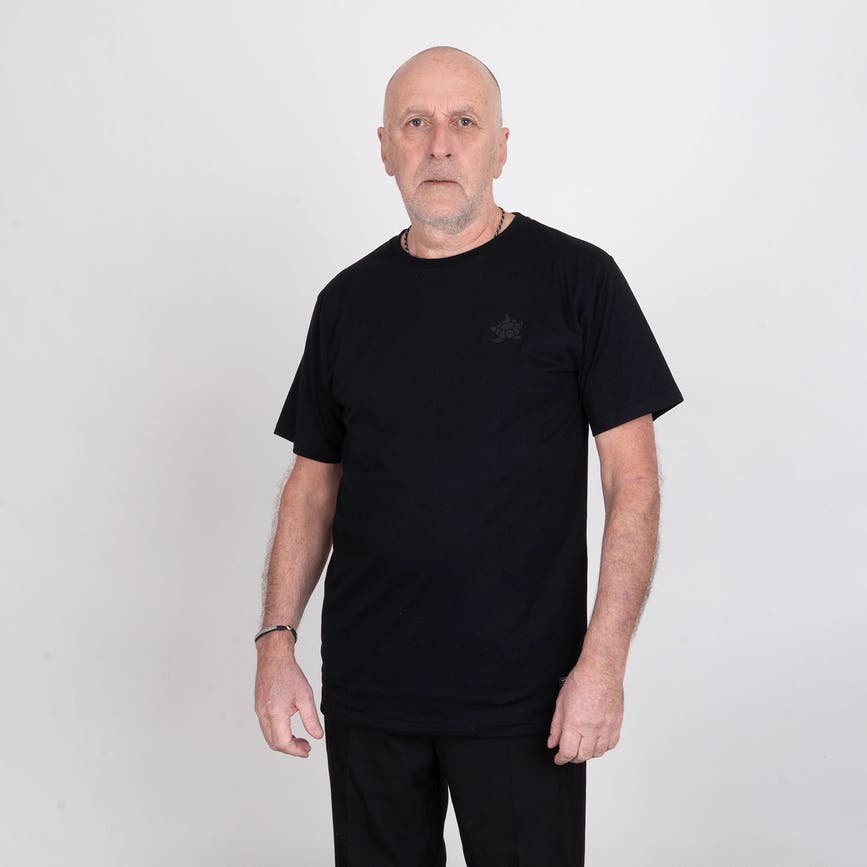 CBTSHIRT-ALLBLACK.webp