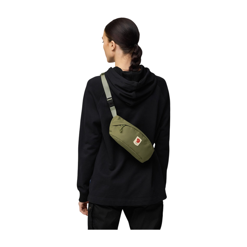 ulvo_hip_pack_medium_23165-620_d_model_fjr.png