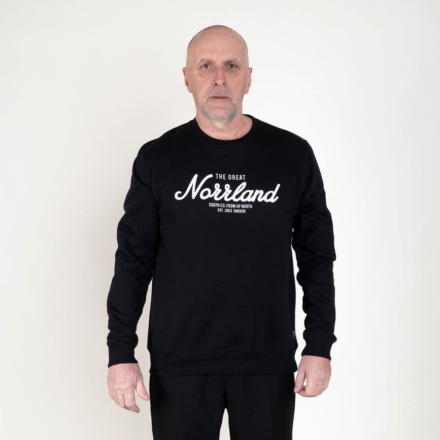 GREATNORRLANDCREWNECK-BLACK1.jpg