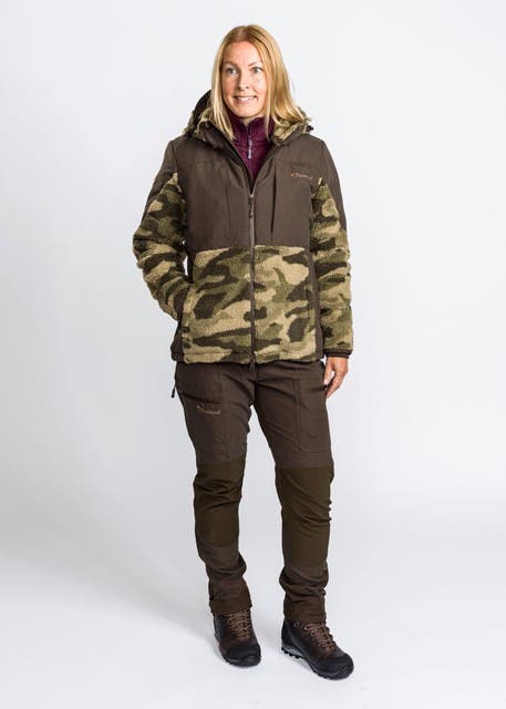 3603-979-60_pinewood-womens-jacket-esbo-pile-camou_green-jungle-suede-brown.jpg