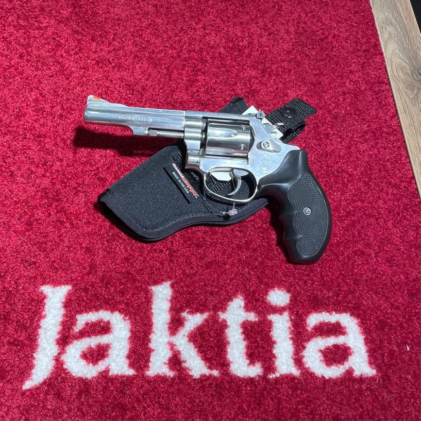 Smith & Wesson 63-3 13-132444.jpeg
