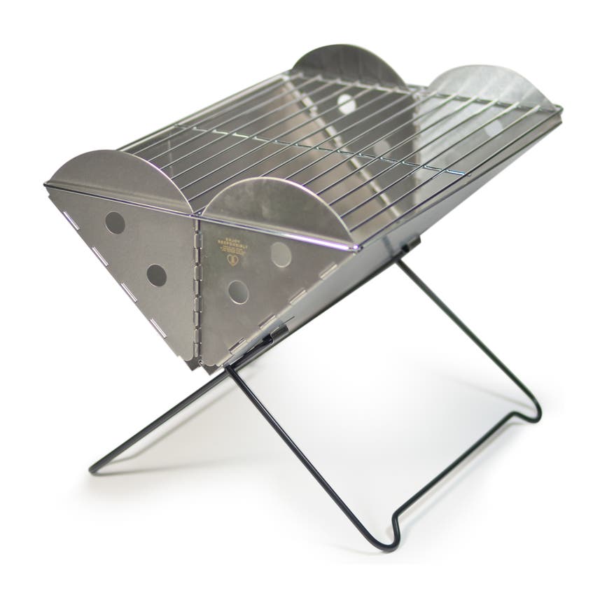 161a5c2bbb54e81803ce300c52474d9a24608daf737df824df4bc88ae1838e4b-2db6d28e8faa4353bbab4ff140ec967b-jpg-media-61f7248e1afc4ae6a672d9480c663c3f-flatpack-portable-grill_studio_dsc_1793_-_copy_-_copy.png