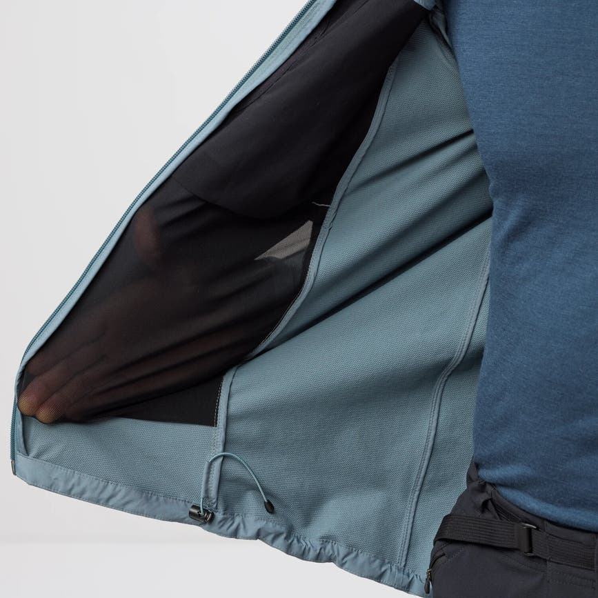 bergtagen_stretch_jacket_m_12500169-577_j_model_0291.jpg