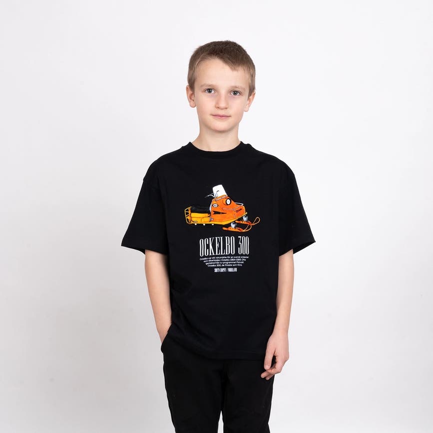 OCKELBOJUNIORTSHIRT-BLACKkopiera.webp
