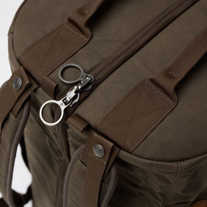 splitpack_large_24245-633_g_model_2012.jpg