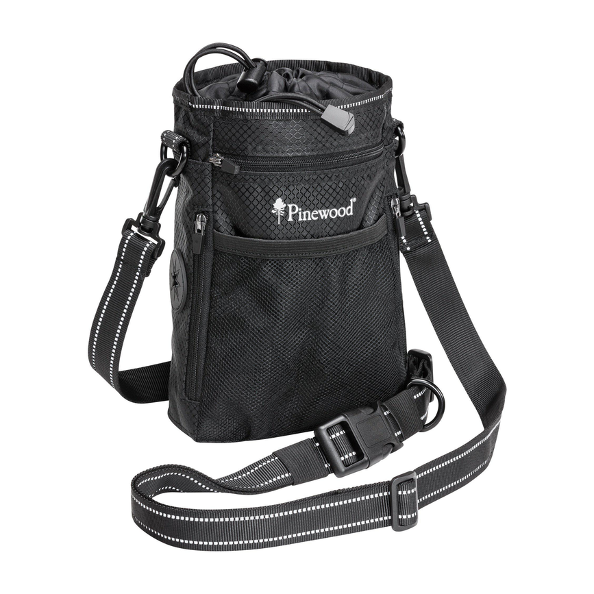upload-1106-400-01_pinewood-dog-sports-bag-small-black.png