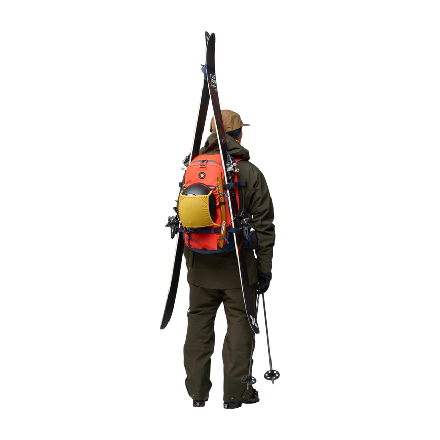 bergtagen_touring_30_m_l_23200275-214-570_h_model_1045.png
