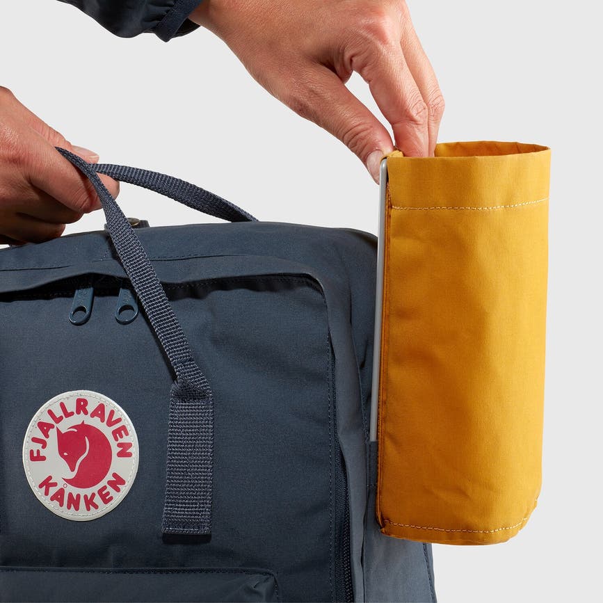 kanken_bottle_pocket_23793-160_g_detail_fjr.jpg