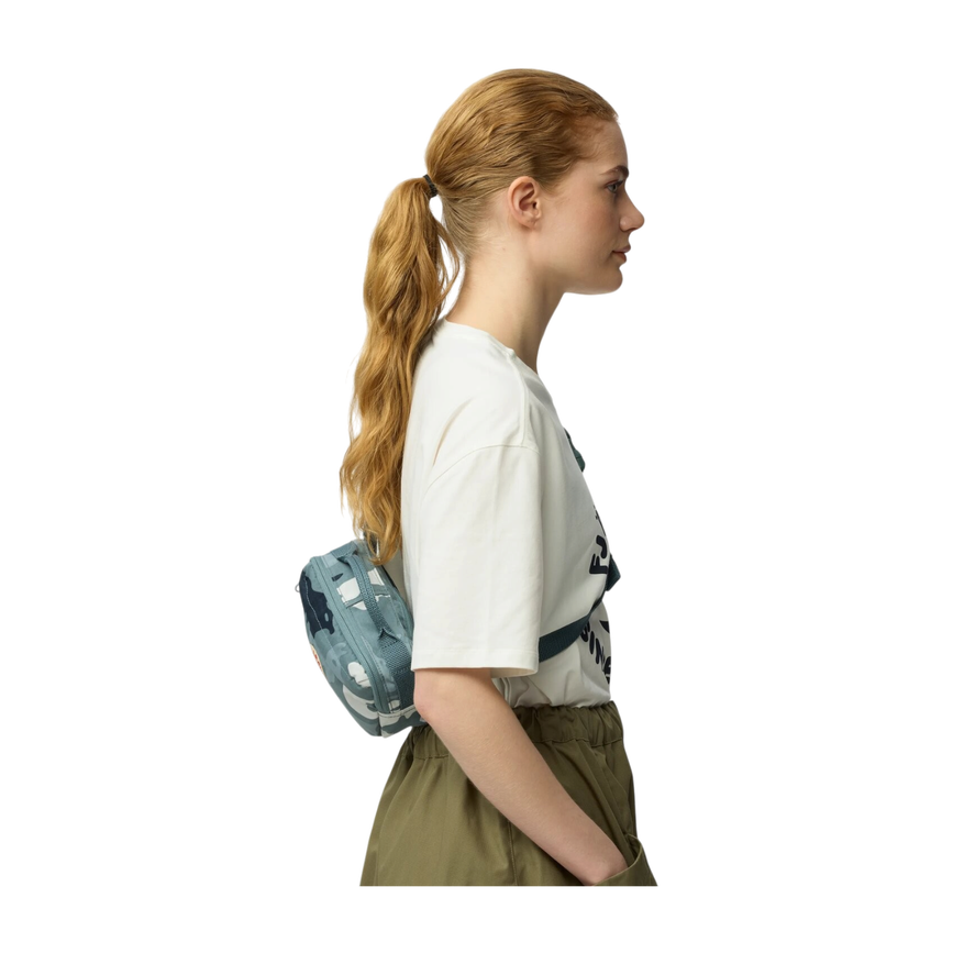 kanken_graphics_hip_pack_23200358-577-986_e_model_2040.png
