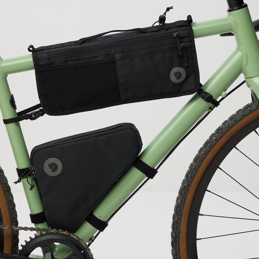 hoja_bike_frame_fold_bag_23200350-540_m_model_1669.jpg