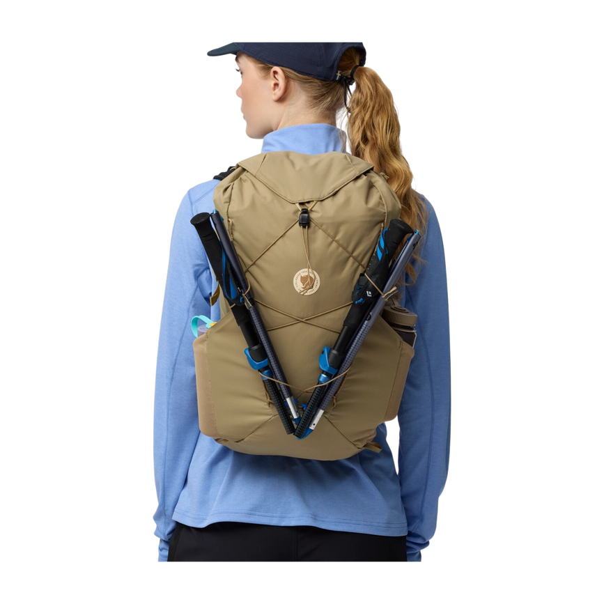 abisko_hike_lite_20_s_m_23200345-221_j_model_0465.png