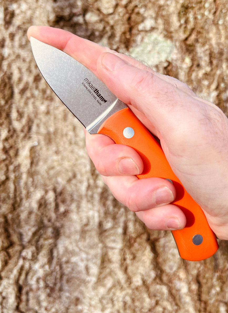 gralok_orange_hand.png