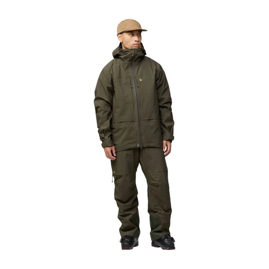 bergtagen_gtx_touring_jacket_m_12500160-662_f_model_1165.png