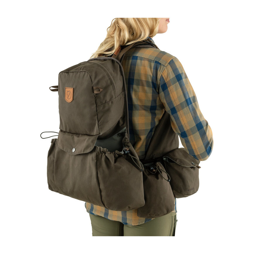 lappland_vest_pack_23200279-633_f_detail_fjr.png