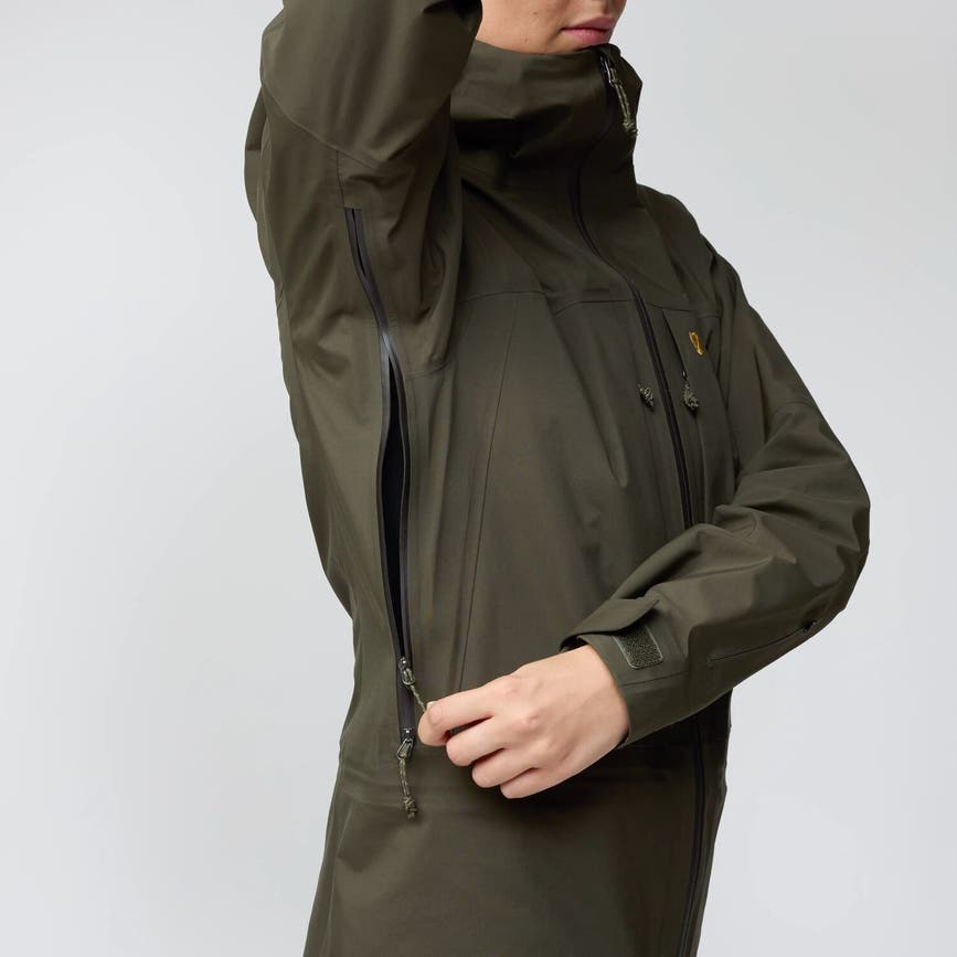 bergtagen_gtx_touring_jacket_w_14500150-662_h_model_1730.jpg