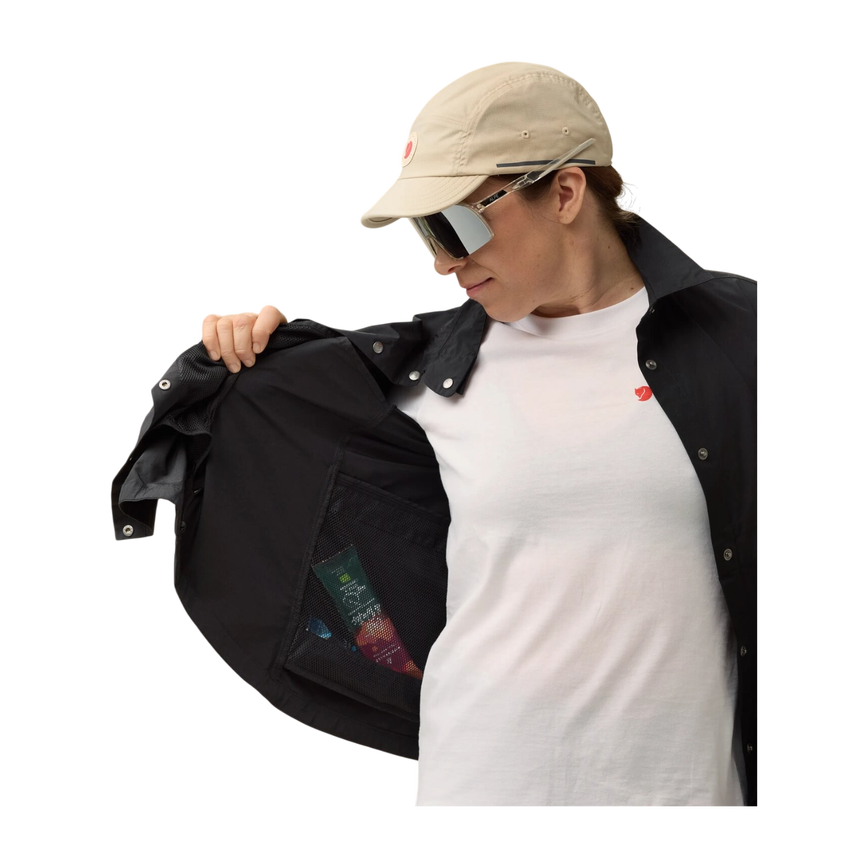 hoja_riders_wind_jacket_w_14500163-550_i_model_0909.png