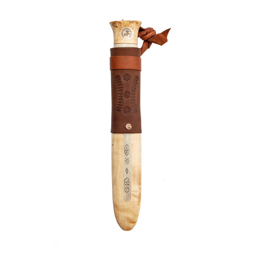 cdn-shop-files-karesuandokniven_sept-14566-redigeramax20mpx_2048x2048.png