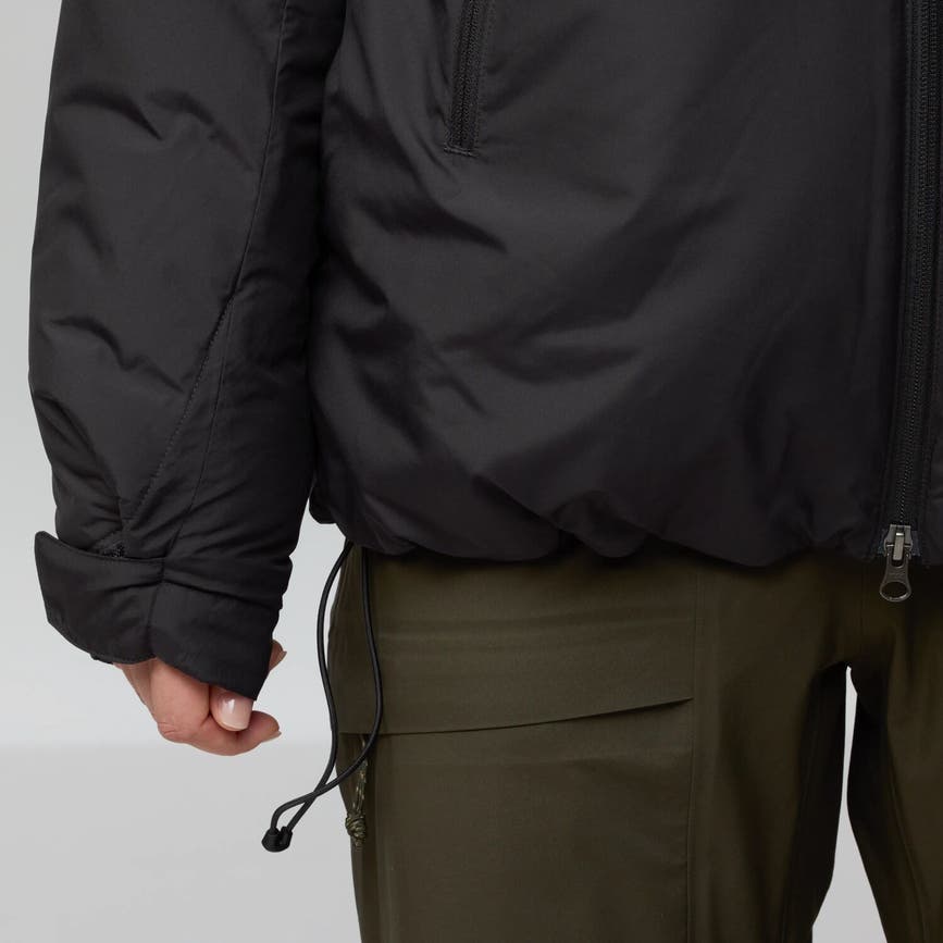 bergtagen_130_insulation_jkt_w_14500159-550-662_o_model1642.jpg