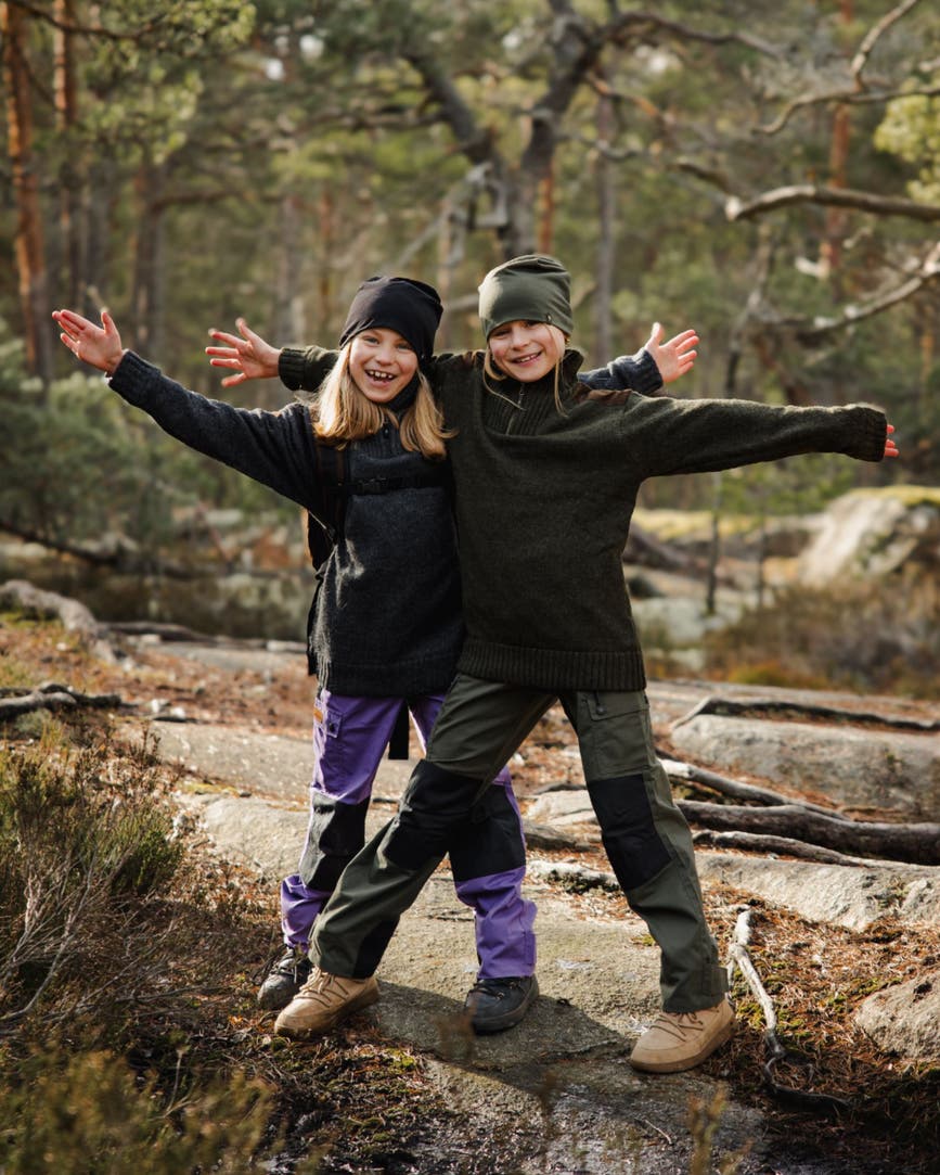 9985-138-40_Pinewood-Lappland-trousers-kids.jpg