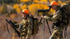 medium_cropped_wide-public-content-images-2024-01-burris_signature_hd_spotting_scope_couple_glassing_.webp.png
