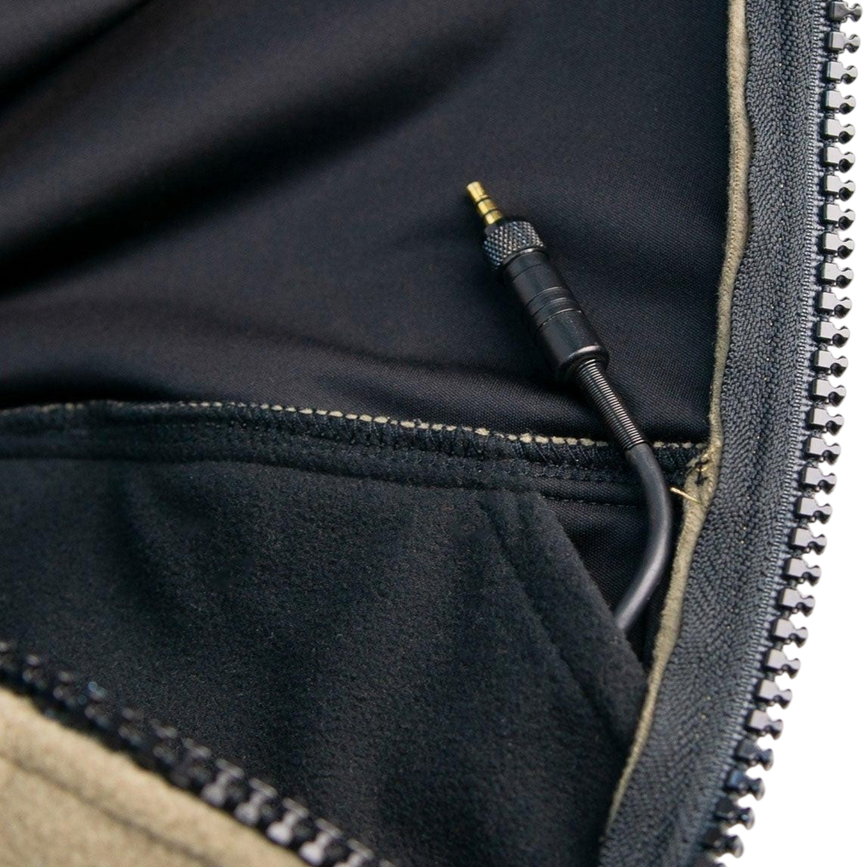 s-files-1-0737-9976-2185-files-nahanni-shirt-headset-hole-tussock---ons2_08a43355-01a4-46e3-87df-478e0e88faa9.png