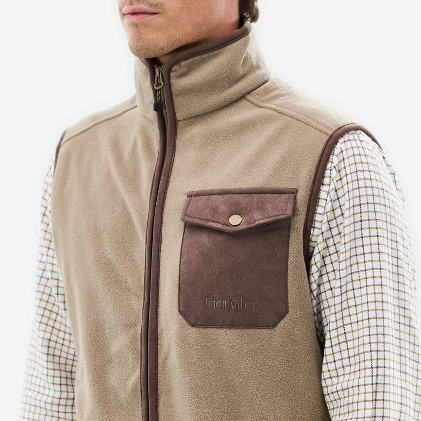 Fleece_vest_05.jpg