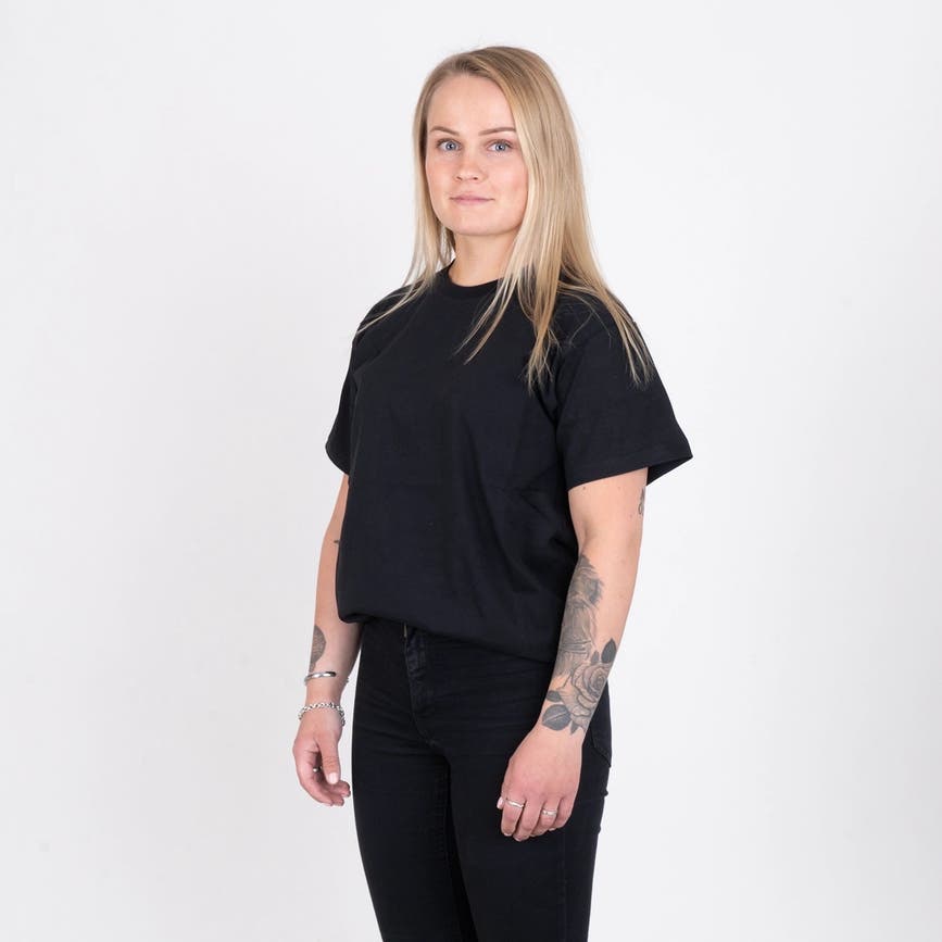 NORRMINITSHIRT-BLACK1_6d9a5e59-ad39-40f2-b472-feca70f221c4.webp