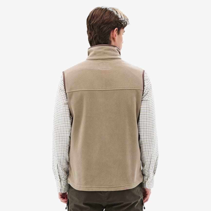 Fleece_vest_02.jpg