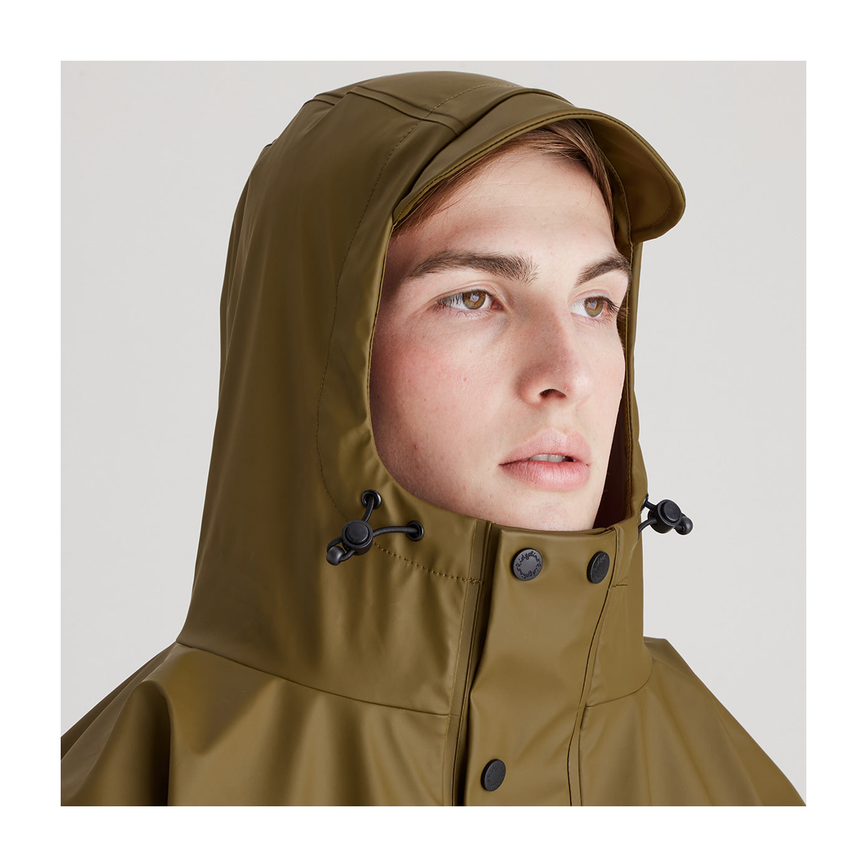 u_signature_poncho_teak_hood_detail-1200px.png