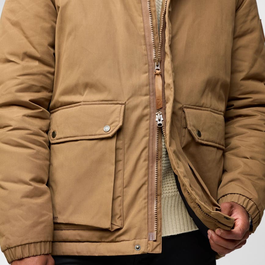 ovik_padded_jacket_m_12500184-265_h_model_0714.jpg