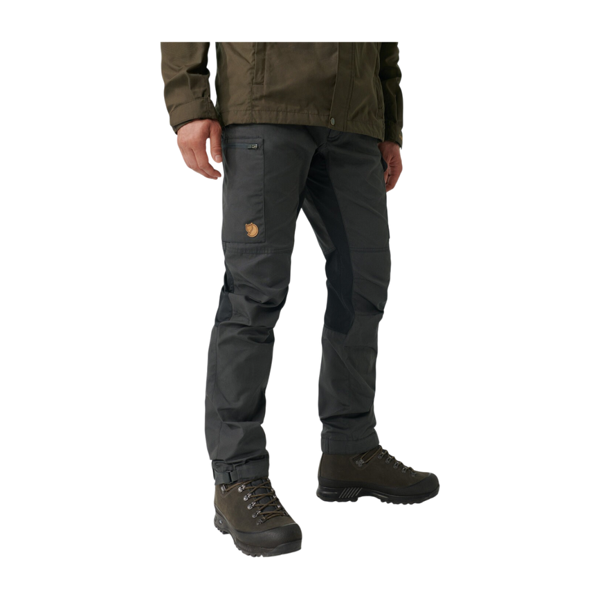 kaipak_trousers_m_86550-030-550_e_model_fjr.png